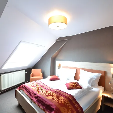 Relax-hotel Pip-margraff Отель 4*